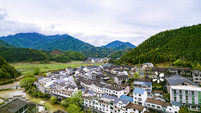 《一方水土》图片素材
