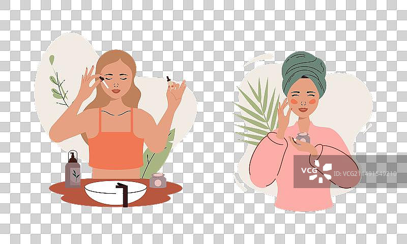 女性在家享受护肤流程图片素材