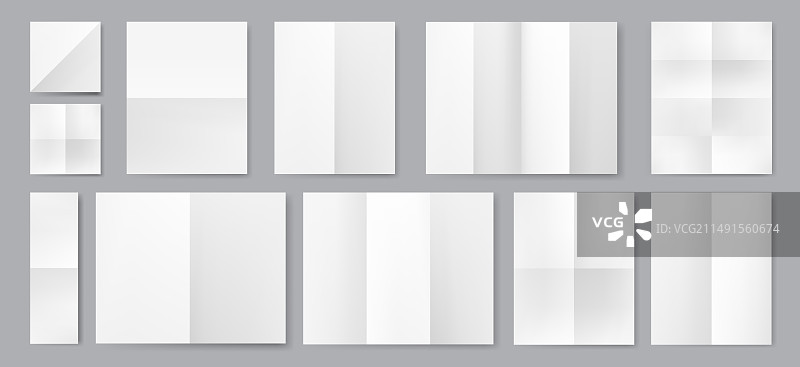 具有折叠效果的逼真空白纸张图片素材