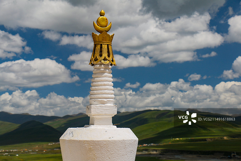 金马草原与东噶寺图片素材