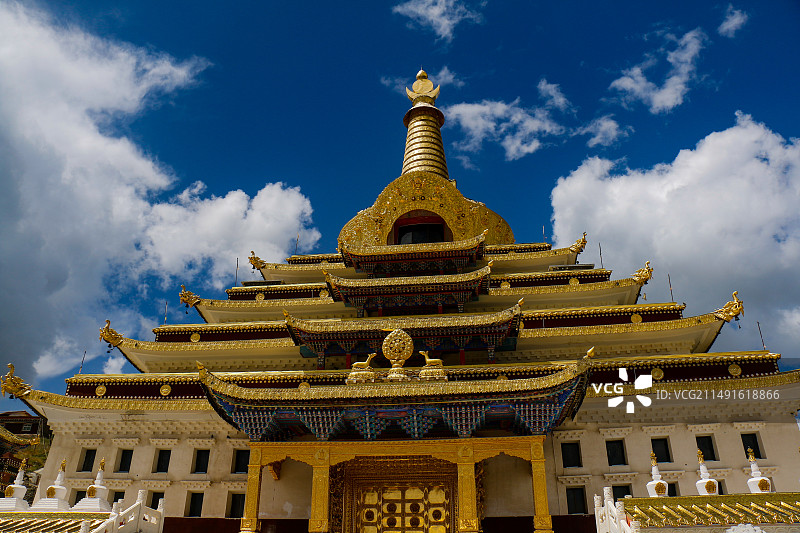 金马草原与东噶寺图片素材
