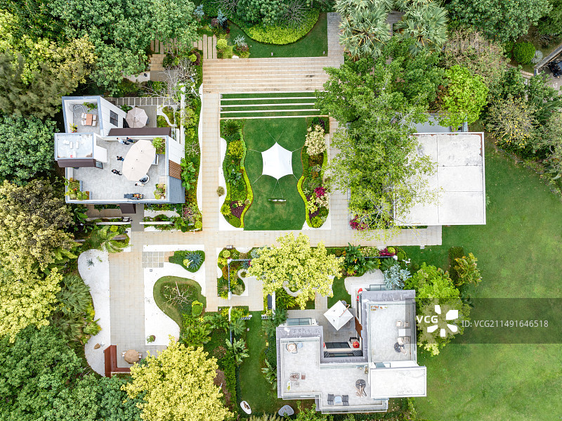 航拍高端住宅别墅图片素材