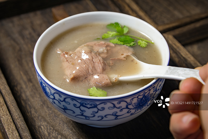 中国临沂特色美食小吃：糁图片素材