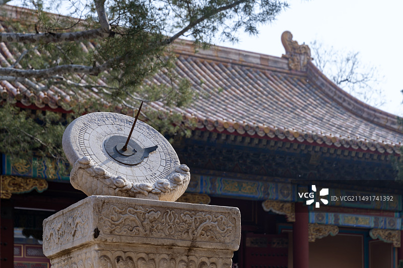 北京故宫博物院养心殿日晷 古建筑 时间雕刻图片素材