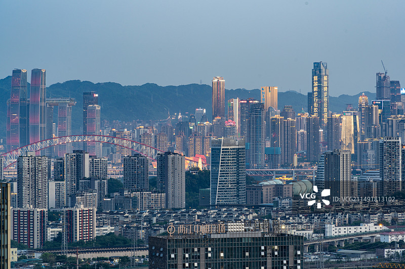 城市黄昏时分图片素材