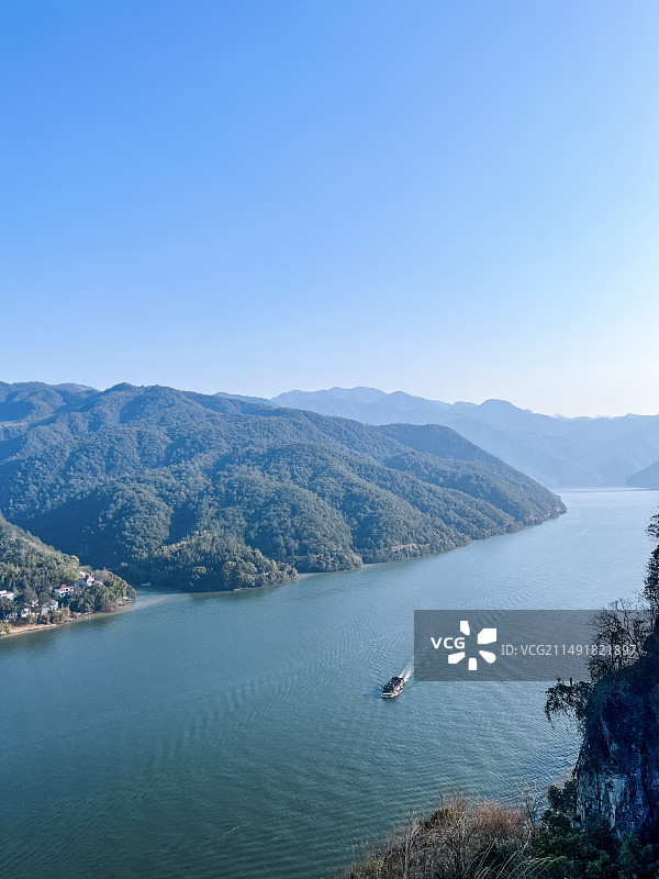 如诗如画的富春山水风光  杭州市桐庐县严子陵钓台景区 富春江小三峡图片素材