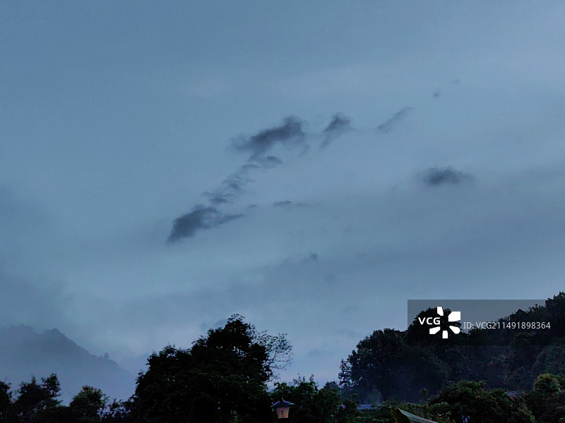 青城外山夜色图片素材