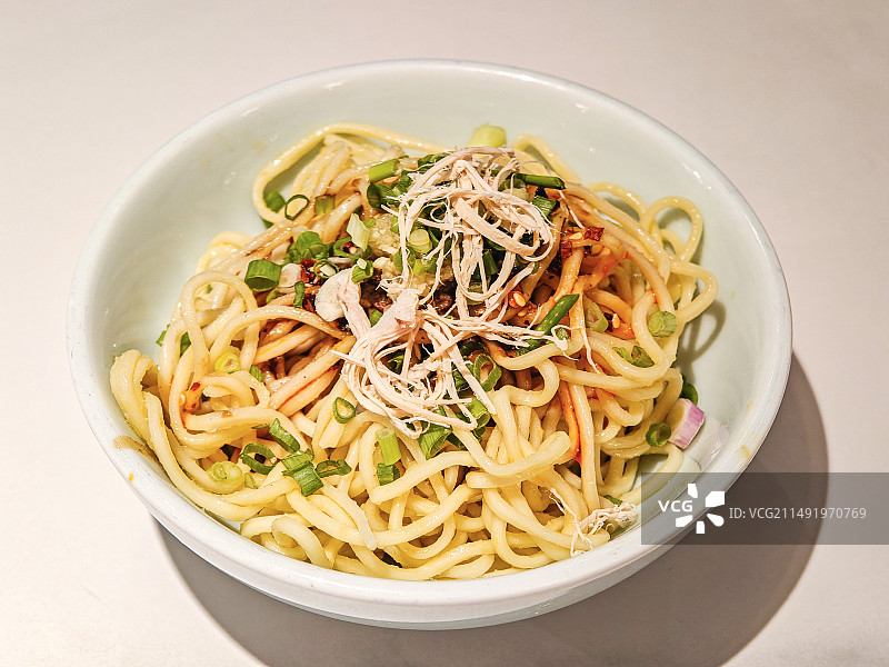 四川小吃鸡丝凉面图片素材