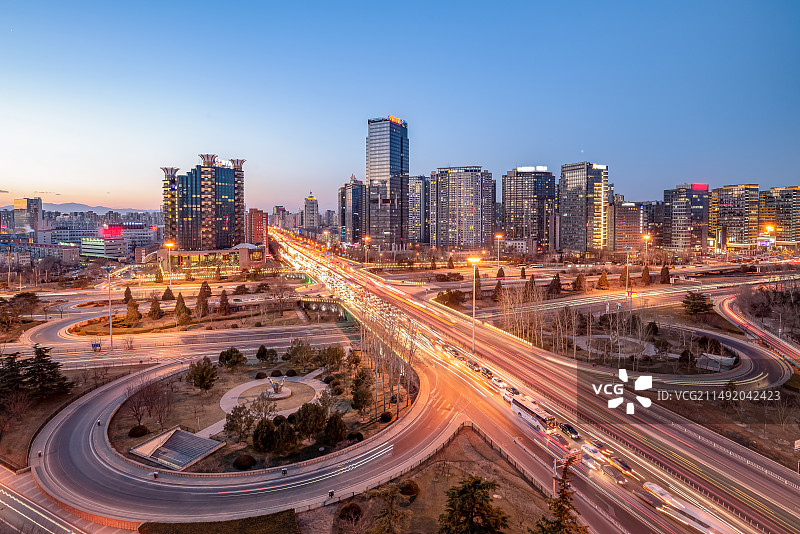 北京三元桥夜景图片素材