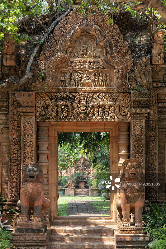 泰国南奔红陶花园图片素材