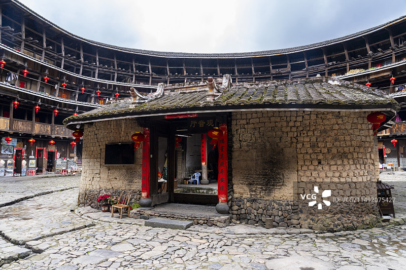 南靖土楼 裕昌楼—东斜西歪楼图片素材