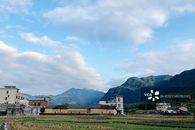 广州市从化区良口镇凉平村乡村田园山景图片素材