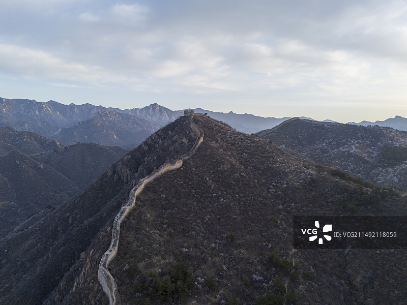 北京市春季黄花城野长城航拍视角图片素材