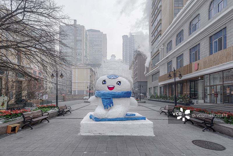 街头大雪人图片素材