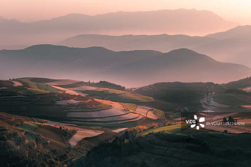 云南东川红土地之锦绣园图片素材