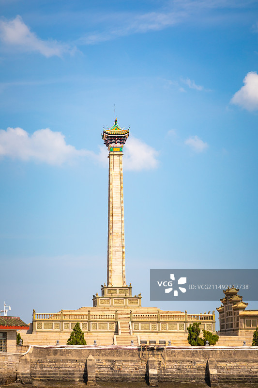 厦门集美区嘉庚公园集美解放纪念碑图片素材