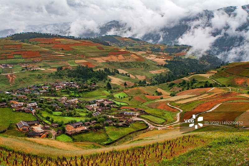 云南滇西高原图片素材