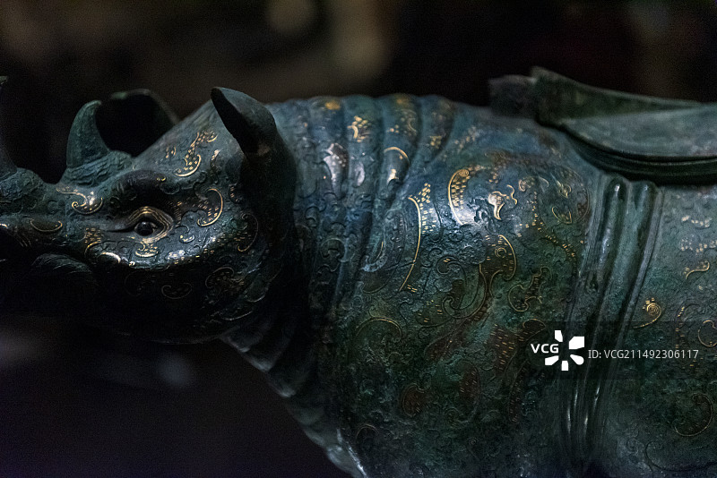 中国国家博物馆文物 错金银云纹铜犀尊，犀牛尊 西汉时期图片素材