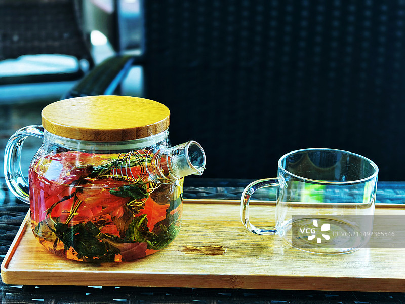 光影下的下午茶图片素材