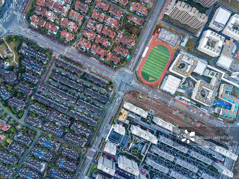 航拍视角下的城市街道图片素材