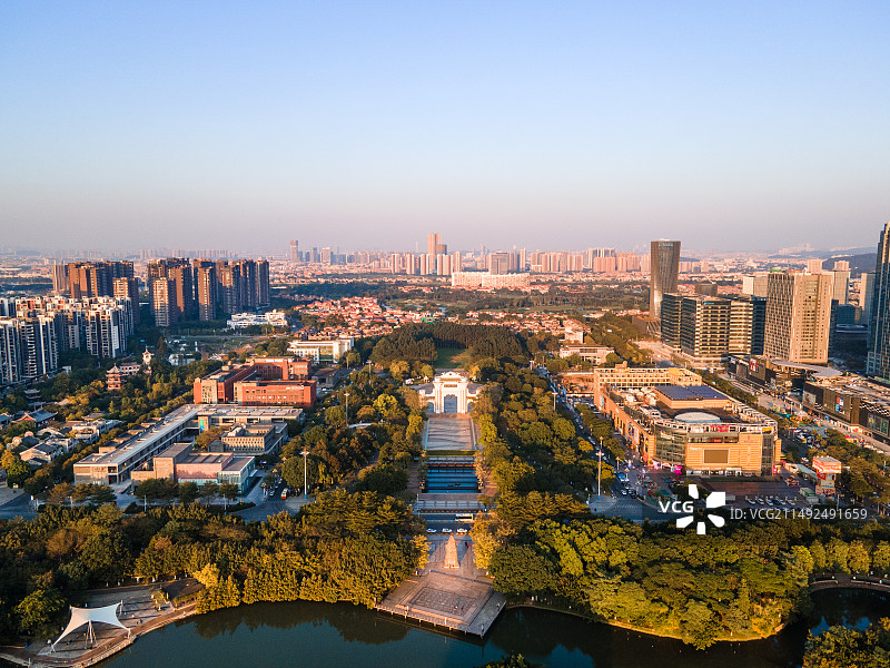 中国佛山顺德北滘公园北滘门建筑航拍图片素材