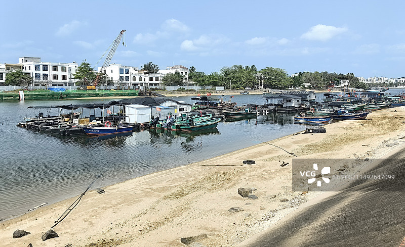 停泊潭门港图片素材