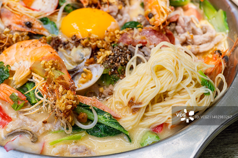 海鲜焖面图片素材