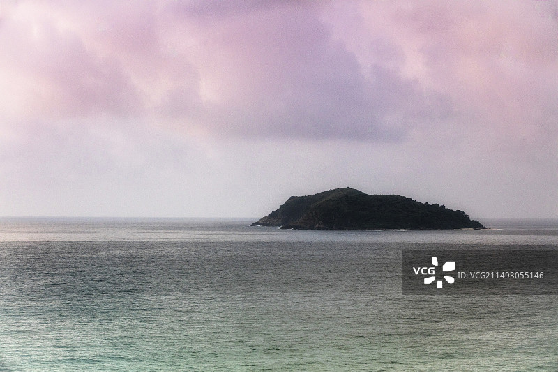 海南万宁：早晨看加井岛图片素材