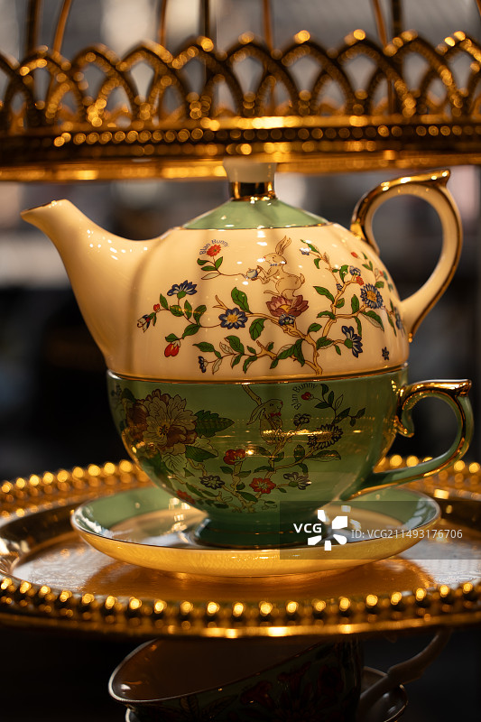 南浔古镇陶瓷茶壶图片素材