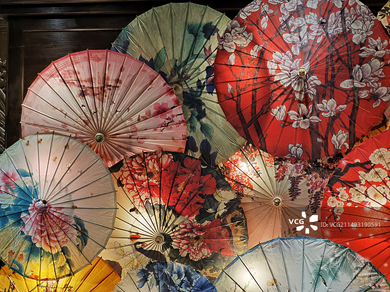 油纸伞，中国元素背景图片素材