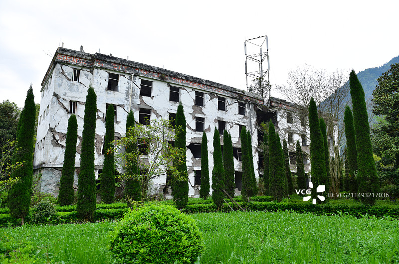四川省阿坝藏族羌族自治州映秀镇汶川特别旅游区漩口中学遗址图片素材