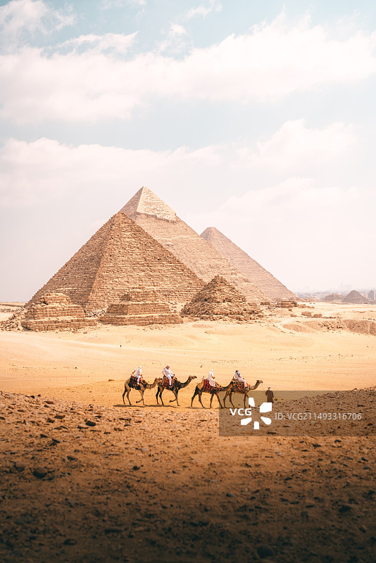 埃及金字塔全景照与特写图片素材