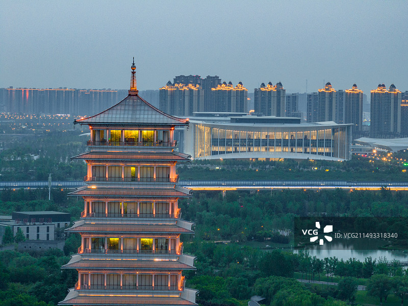 西安浐灞世园会长安塔夜景航拍图片素材