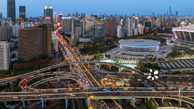 上海漕溪路立交桥和万体馆航拍夜景图片素材