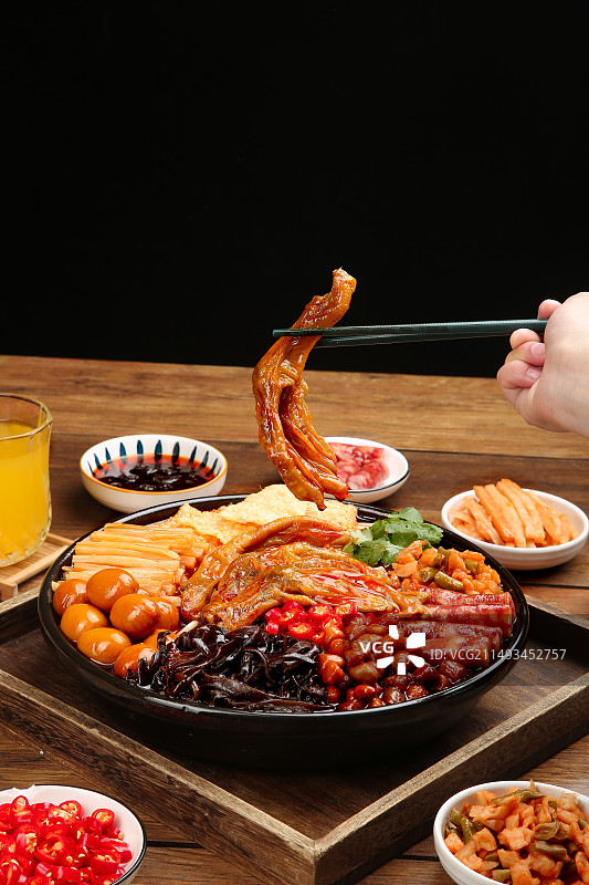 鸭脚煲图片素材