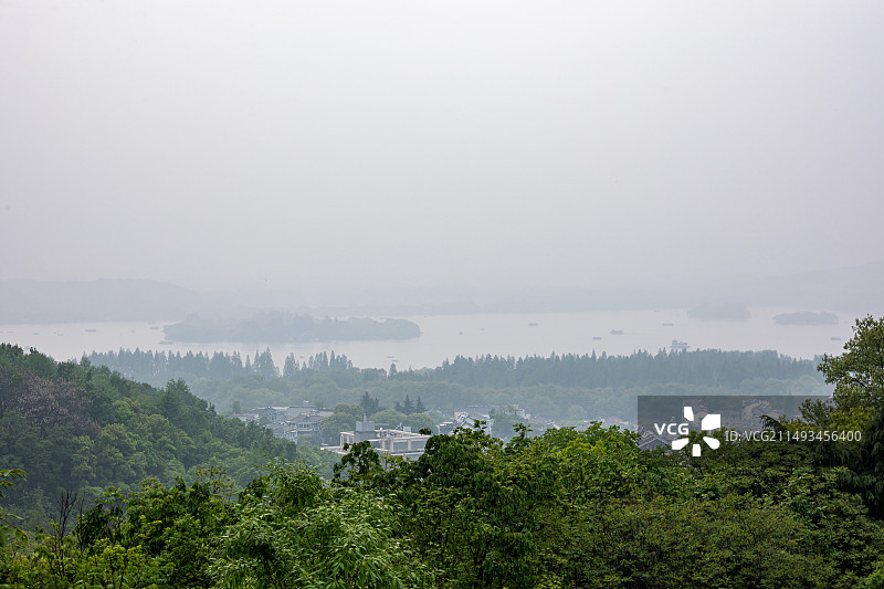 浙江杭州吴山风景区吴山城隍庙江湖汇观亭看西湖图片素材