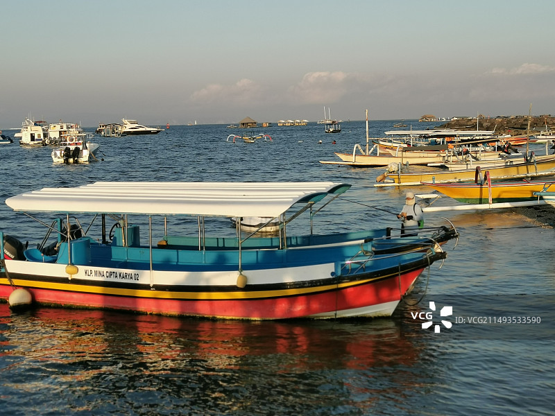 海边渔船图片素材