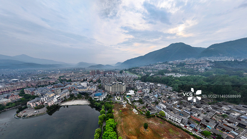 航拍云南省腾冲市市区图片素材