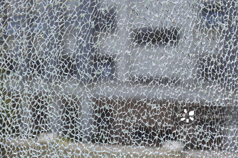 玻璃裂纹图片素材
