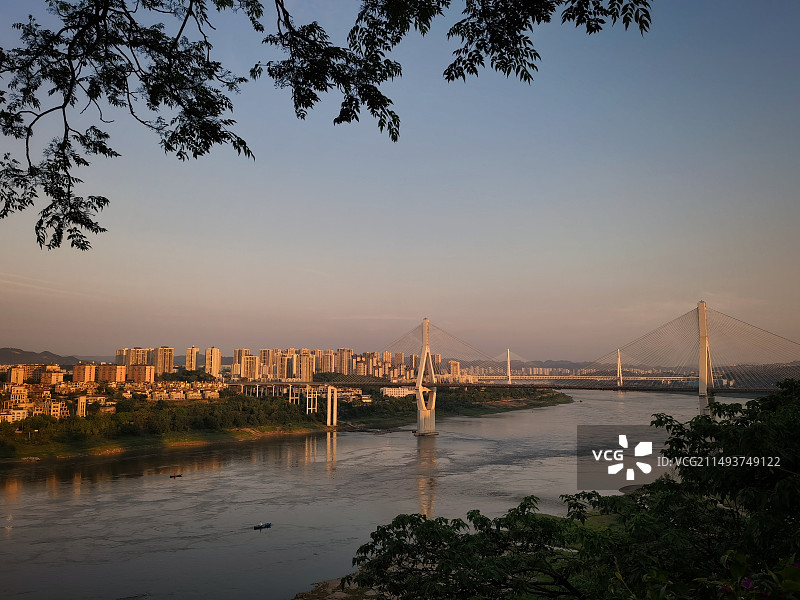 夕阳下的马桑溪大桥图片素材