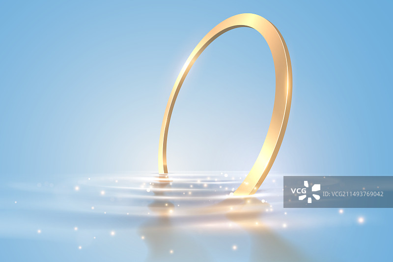 水面上的金色圆环图片素材