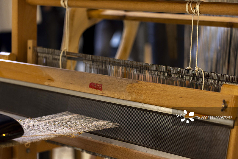 江西宜春非遗万载夏布织布图片素材