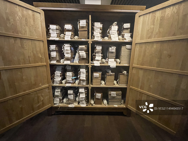 宁波月湖天一阁 内部藏书阁图片素材