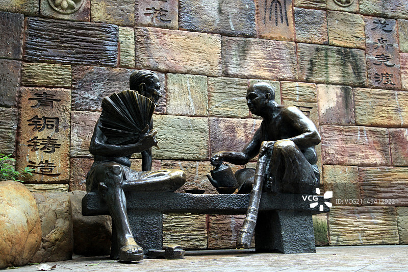 广东佛山石湾的街头雕塑图片素材