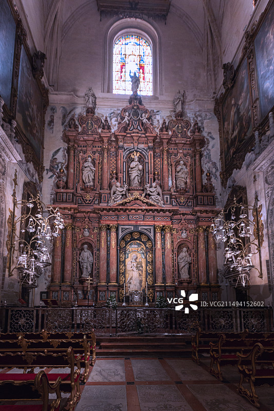 西班牙塞维利亚大教堂雕塑装饰图片素材