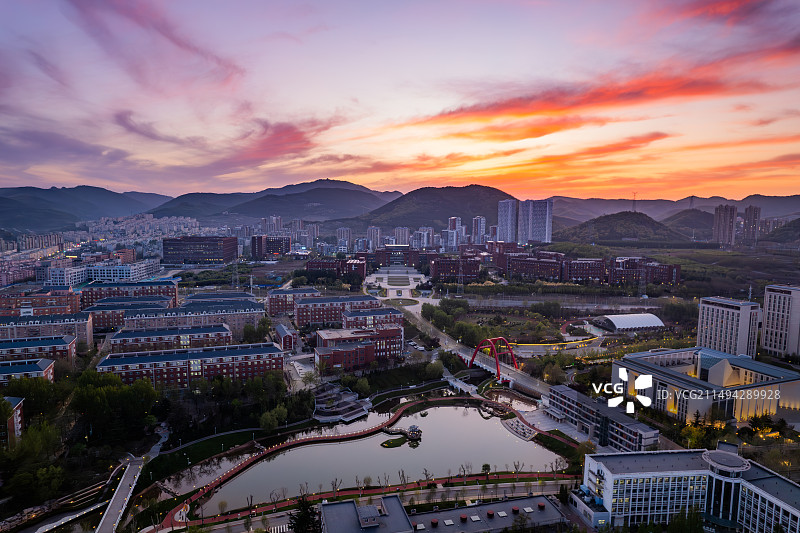 大连理工大学 晚霞 火烧云图片素材