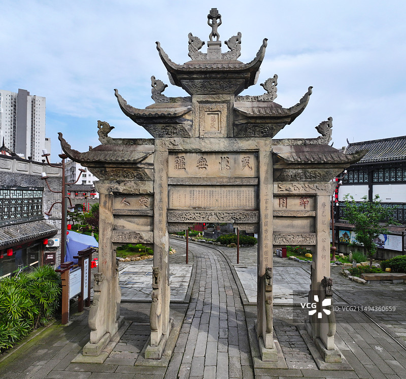 四川省内江市隆昌市南关石牌坊古镇航拍图片素材