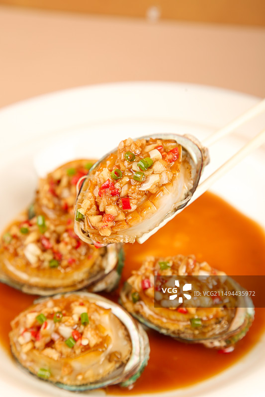 蒜蓉粉丝蒸鲍鱼图片素材