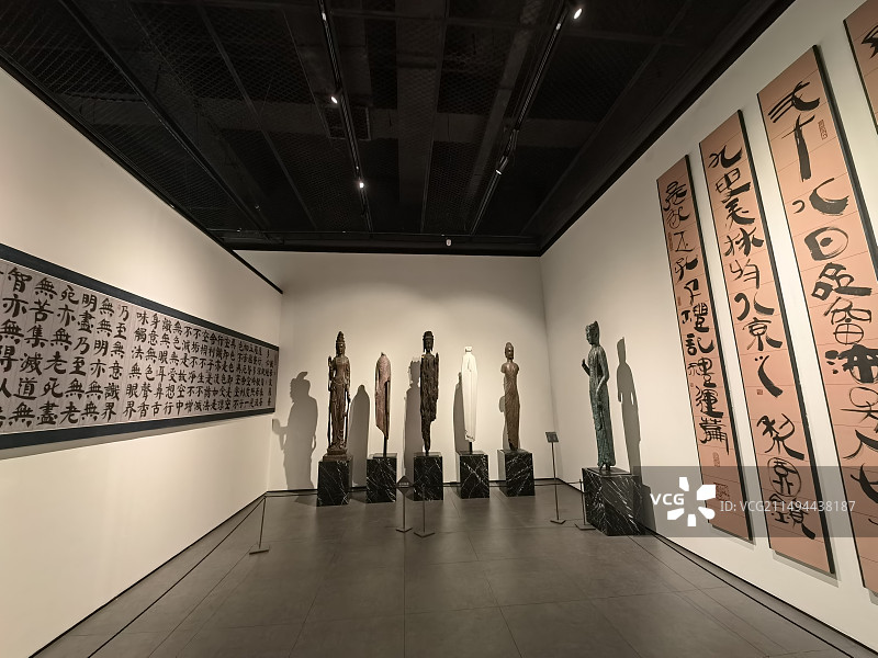 银川韩美林艺术馆内景图片素材