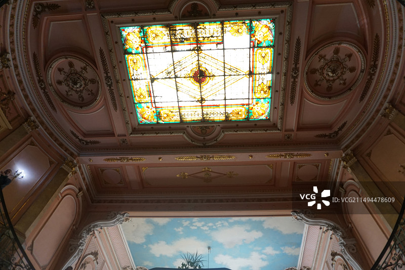 法式宫殿玻璃天花板图片素材